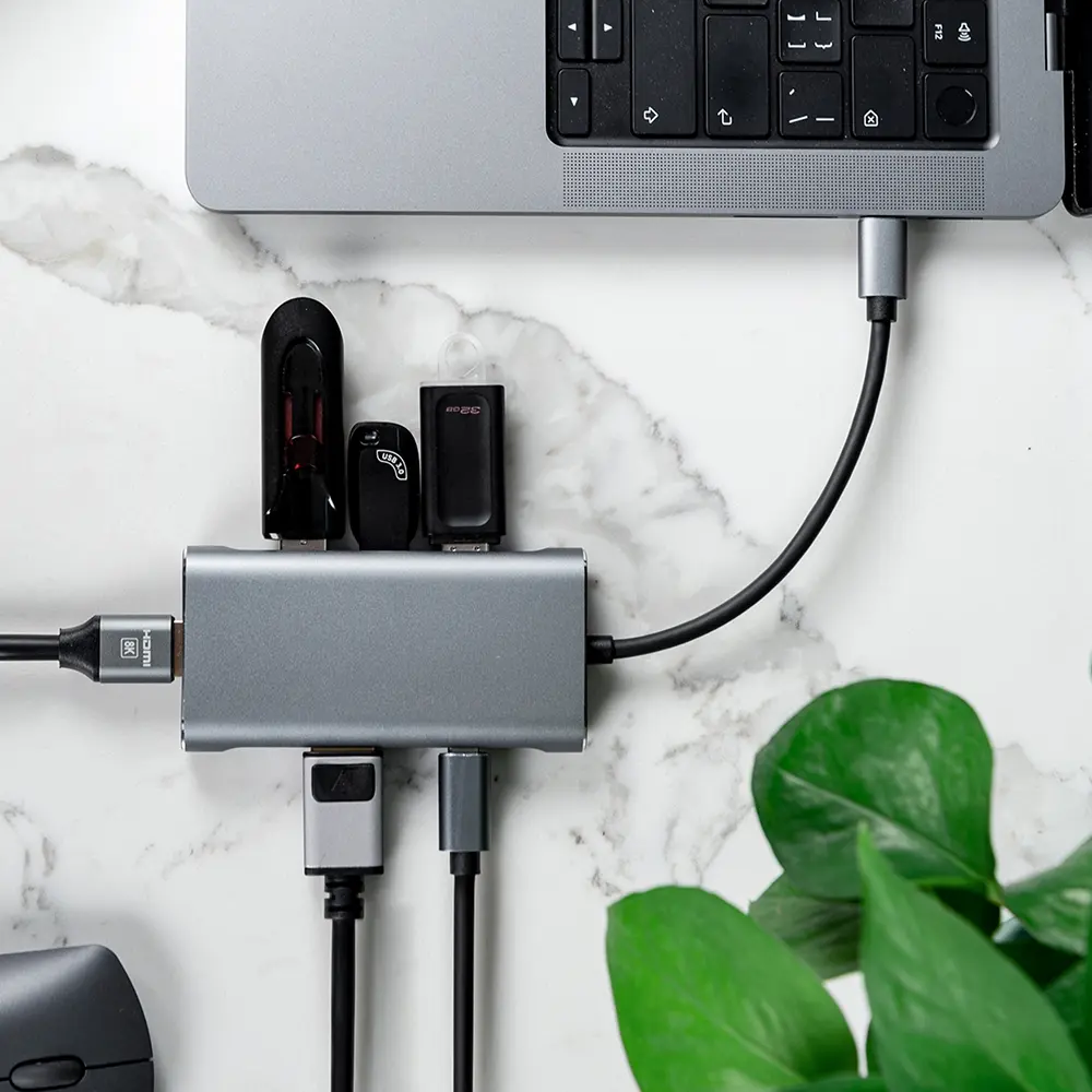 6 in 1 USB Type C Multi-Port Hub.jpg